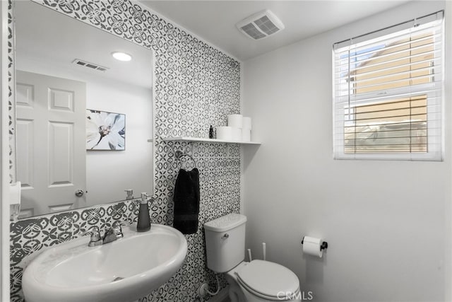 1021 Cambridge Ct, Lancaster, CA 93535 - bathroom with a sink and toilet