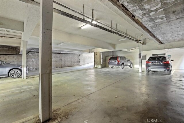 2474 S Centinela Ave Unit 4, Los Angeles, CA 90064 - view of parking deck
