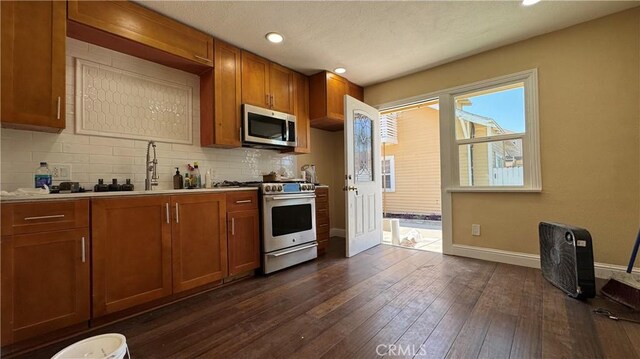 928 N Arrowhead Ave, San Bernardino, CA 92410 - photo 9