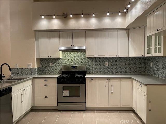 2929 Crape Myrtle Cir, Chino Hills, CA 91709 - kitchen featuring appliances with stainless steel finishes, a sink, under cabinet range hood, and tasteful backsplash