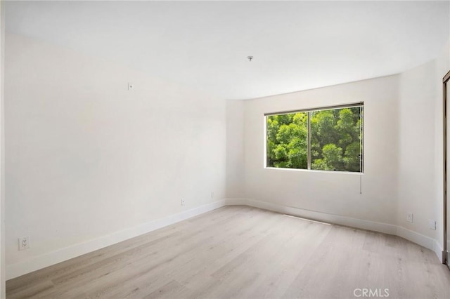 450 W Dryden St Unit 201, Glendale, CA 91202 - empty room with light wood-style flooring and baseboards