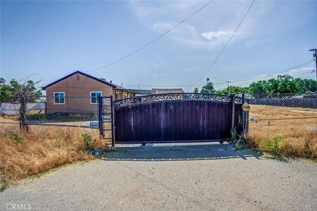 5915 Weedpatch, Bakersfield, CA 93307 - view of gate