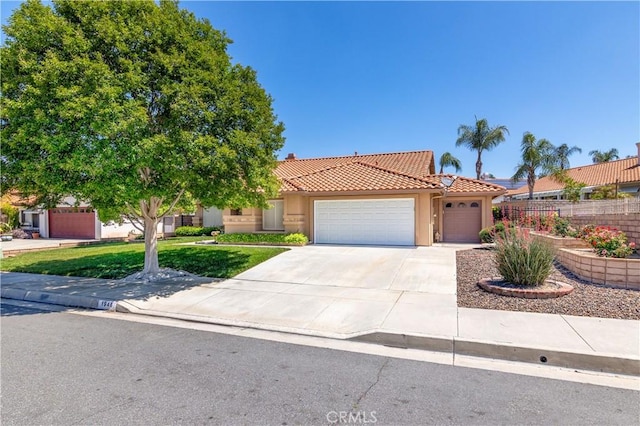 1946 Seven Hills Dr, Hemet, CA 92545 - photo 1