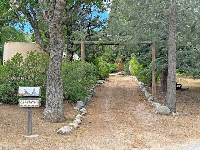26770 Pine Canyon Rd, Lake Hughes, CA 93532 - photo 2