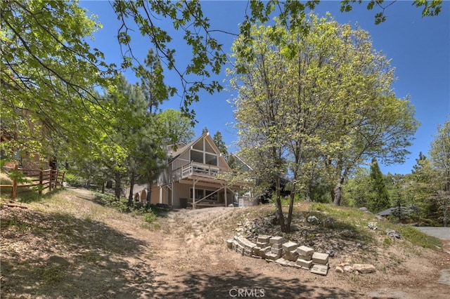 27559 N Bay, Lake Arrowhead, CA 92352 - back of house featuring a deck