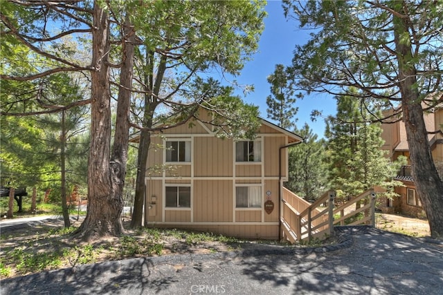 27559 N Bay, Lake Arrowhead, CA 92352 - view of rustic home