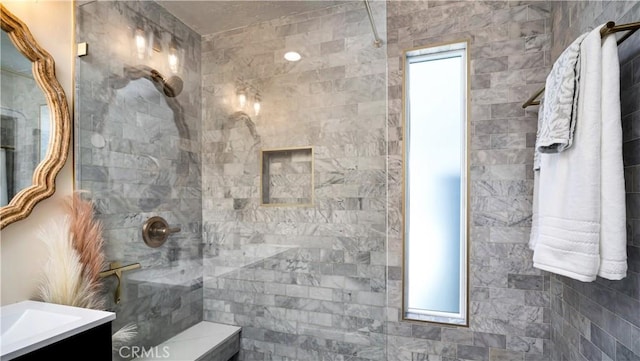 2336 N Riverside Dr, Santa Ana, CA 92706 - full bath featuring vanity and tiled shower