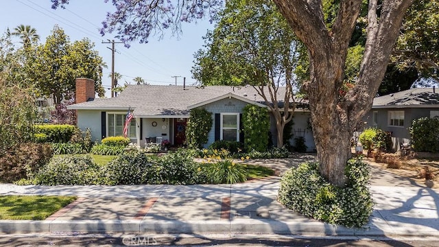 577 S Albertson Ave, Covina, CA 91723 - single story home featuring a chimney and stucco siding