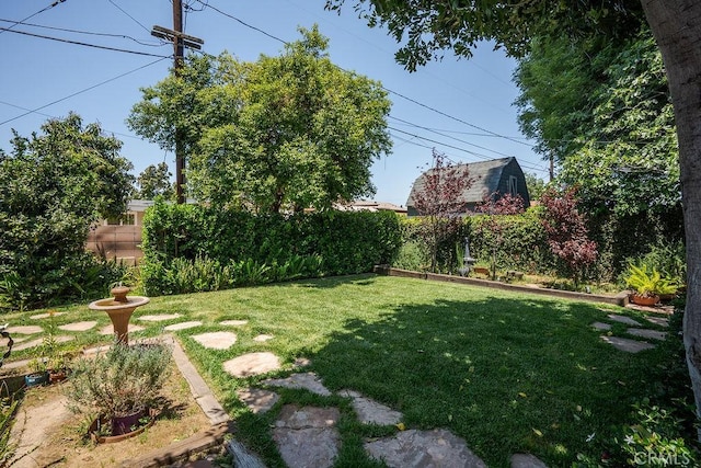 577 S Albertson Ave, Covina, CA 91723 - view of yard