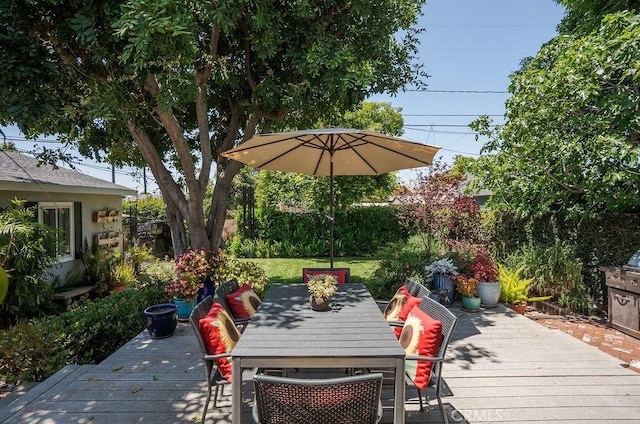 577 S Albertson Ave, Covina, CA 91723 - wooden deck featuring outdoor dining area