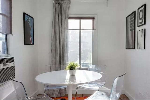 3119 Larga Ave, Los Angeles, CA 90039 - dining area with baseboards
