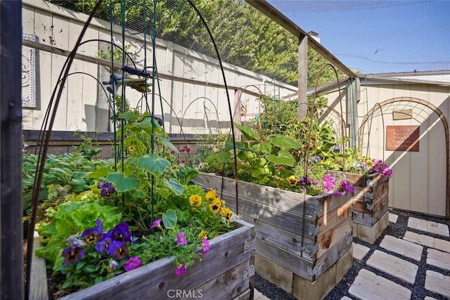 6617 Oak Forest Dr, Oak Park, CA 91377 - exterior space featuring a vegetable garden