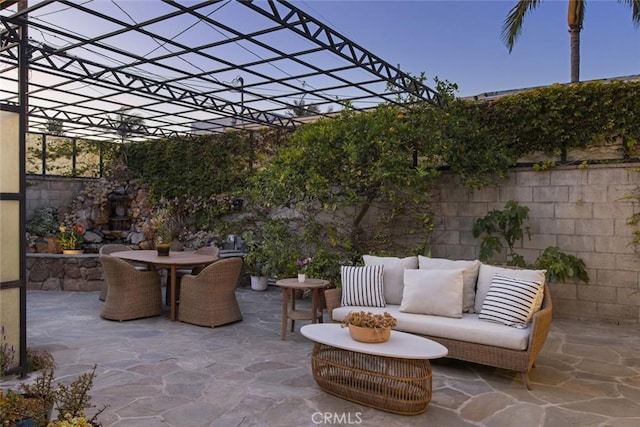 929 Lake St, Venice, CA 90291 - view of patio / terrace featuring outdoor dining area and an outdoor hangout area