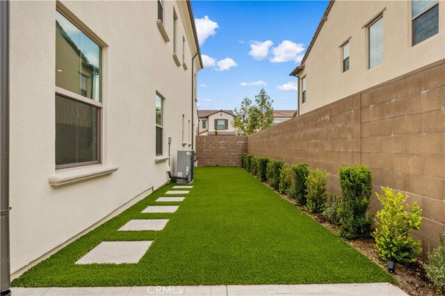 59 Longchamp, Irvine, CA 92602 - view of yard