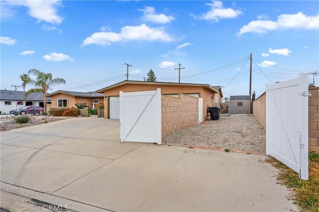 8535 La Vine St, Rancho Cucamonga, CA 91701 - view of detached garage