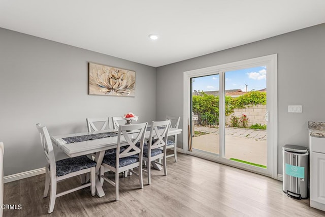 124 N Driskill St, Oxnard, CA 93030 - dining room featuring light wood-style flooring, baseboards, and recessed lighting