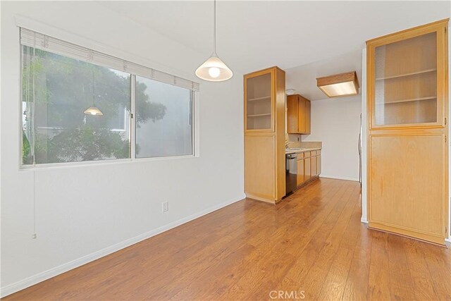 726 5th St, Hermosa Beach, CA 90254