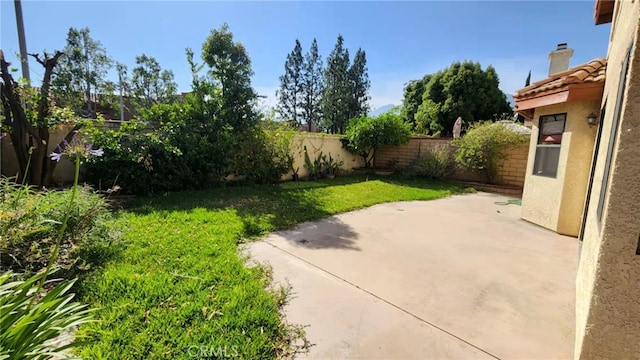 7240 Meadowlark Pl, Rancho Cucamonga, CA 91701 - view of yard with a patio area