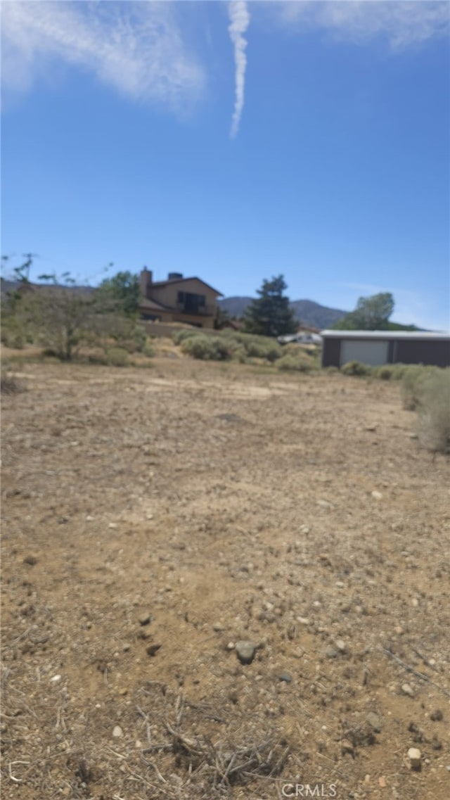2910 Silver Ridge Dr, Pinon Hills, CA 92372 - photo 6