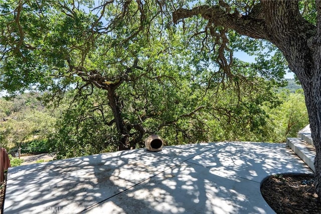 9900 Carmelita Ave, Atascadero, CA 93422 - exterior view of a heavily wooded area