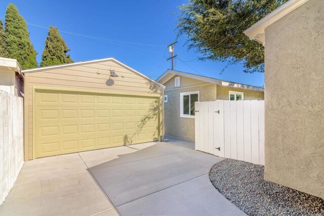 444547 N 42nd St, San Diego, CA 92116 - view of detached garage