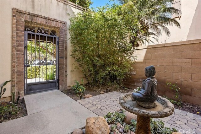 24 Tree Clover, Irvine, CA 92618 - photo 4