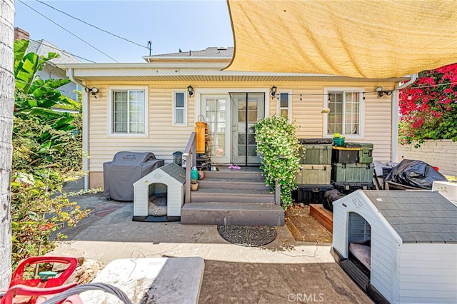 1151 Arapahoe St, Los Angeles, CA 90006 - view of patio with a grill