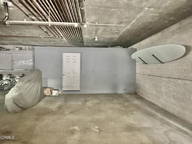 2711 S El Camino Real Unit 7, San Clemente, CA 92672 - garage featuring concrete block wall