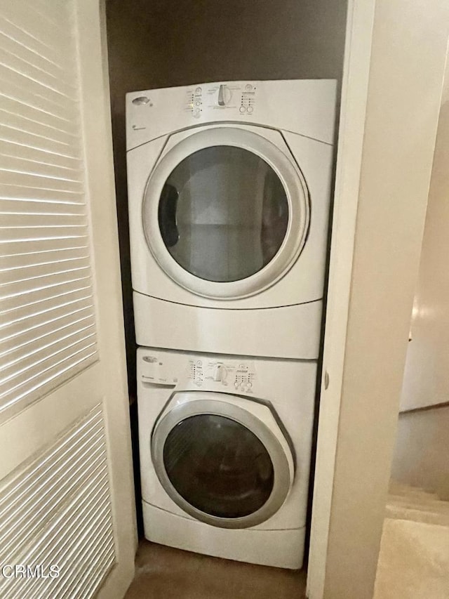 2711 S El Camino Real Unit 7, San Clemente, CA 92672 - laundry room with estacked washer and dryer