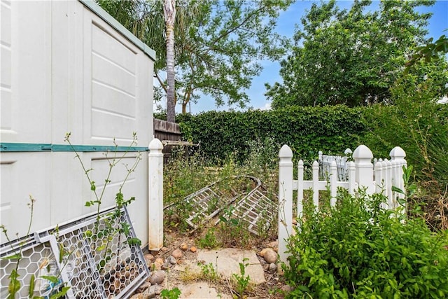 1457 Quiet Ct, Merced, CA 95340 - view of gate