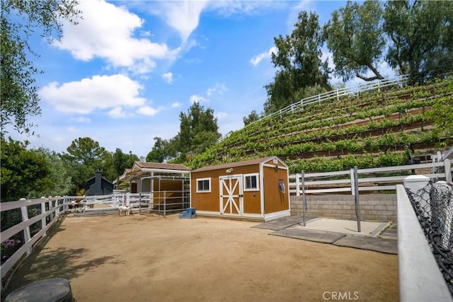 5558 Hoback Glen Rd, Hidden Hills, CA 91302 - view of horse barn