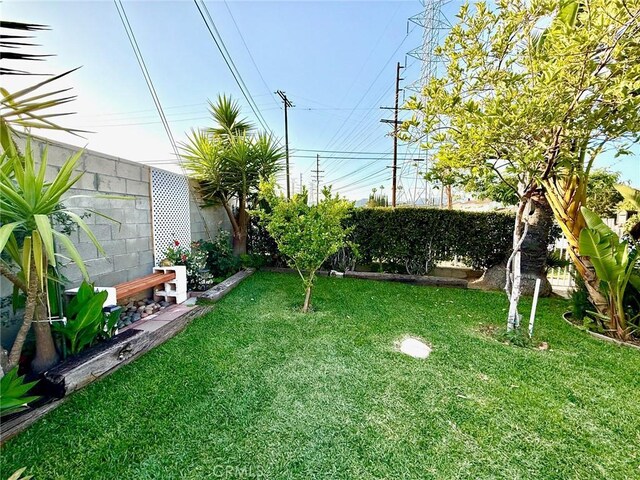 14742 San Jose St, San Fernando, CA 91345 - photo 4