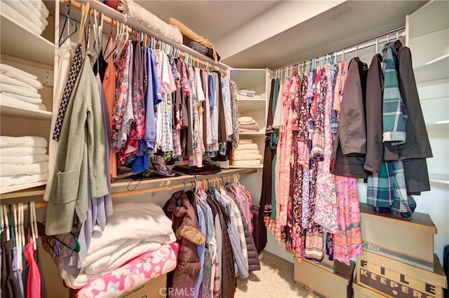 4185 Vanguard Dr, Lompoc, CA 93436 - view of walk in closet