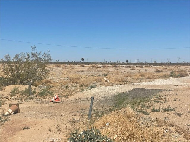 11252 Cactus Rd, Adelanto, CA 92301 - view of yard with a view of rural / pastoral area