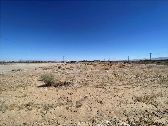 11252 Cactus Rd, Adelanto, CA 92301 - view of nature featuring rural landscape