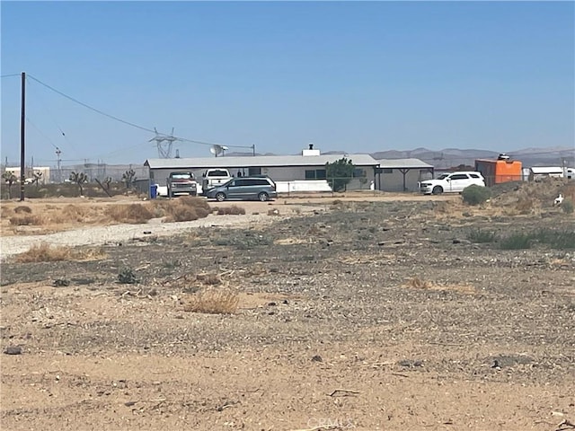 11252 Cactus Rd, Adelanto, CA 92301 - view of yard