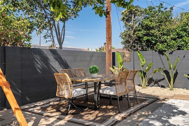 17174 Santa Madrina St, Fountain Valley, CA 92708 - fenced backyard featuring outdoor dining area and a patio area