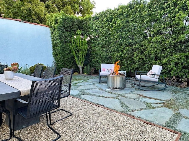 1927 W 84th Pl, Los Angeles, CA 90047 - view of patio / terrace featuring outdoor dining area
