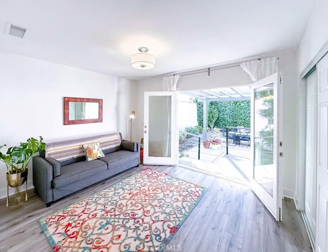 1927 W 84th Pl, Los Angeles, CA 90047 - living room featuring wood finished floors
