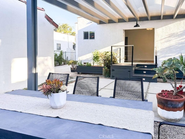 1927 W 84th Pl, Los Angeles, CA 90047 - view of patio / terrace
