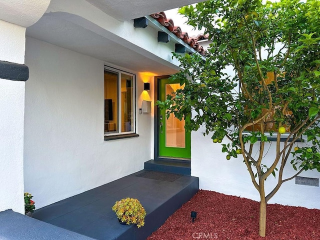 1927 W 84th Pl, Los Angeles, CA 90047 - view of exterior entry with stucco siding
