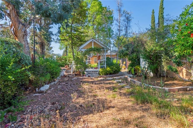 946 W 9th St, Corona, CA 92882 - view of yard