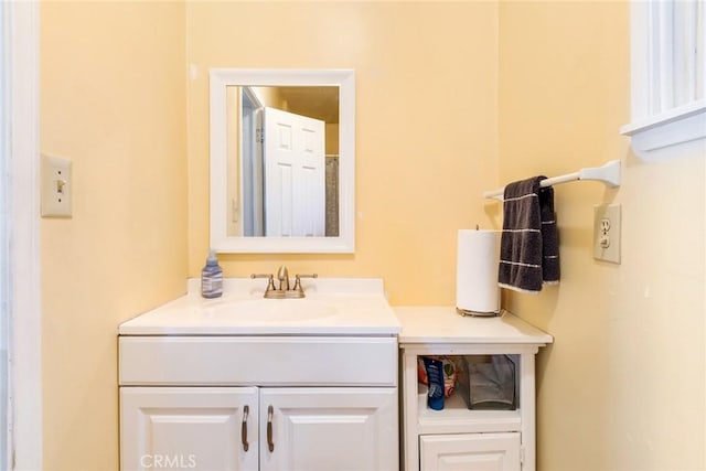 946 W 9th St, Corona, CA 92882 - bathroom with vanity