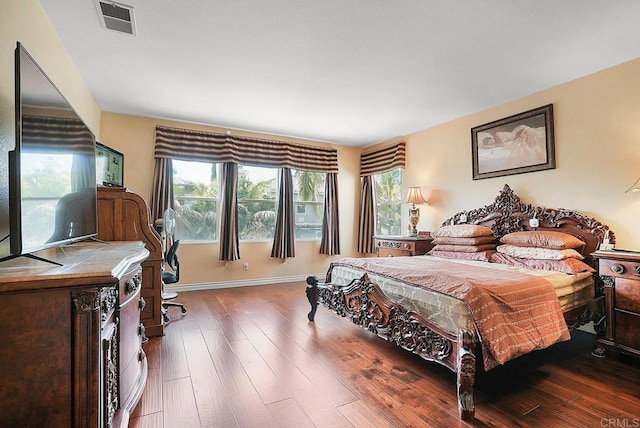 7132 Torrey Mesa Ct, San Diego, CA 92129 - bedroom with wood finished floors and baseboards