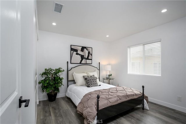 10806 S St Andrews Pl, Los Angeles, CA 90047 - bedroom featuring wood finished floors, baseboards, and recessed lighting