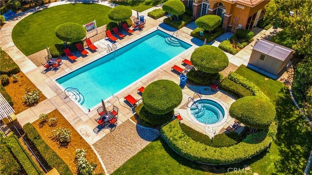 30268 Cherry Opal Ln, Menifee, CA 92584 - aerial view of a pool area
