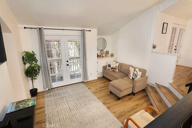 531 W Victoria Ct, Lake Arrowhead, CA 92352 - living room with french doors and wood finished floors
