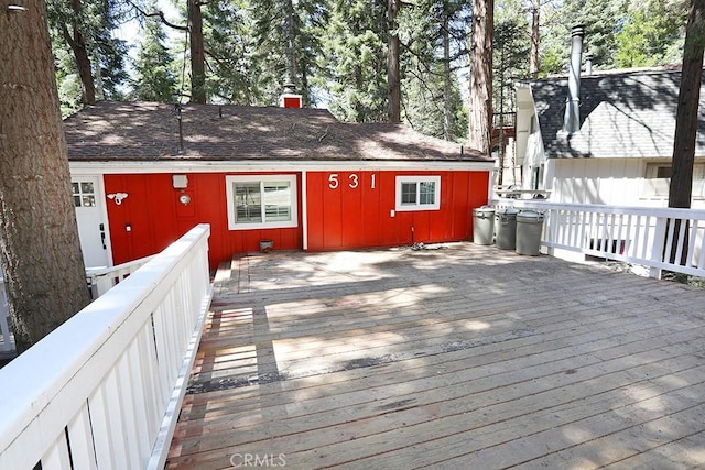 531 W Victoria Ct, Lake Arrowhead, CA 92352 - view of wooden deck