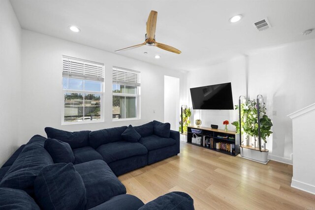7641 University Ave Unit 105, La Mesa, CA 91942 - living room with ceiling fan, recessed lighting, and light wood finished floors