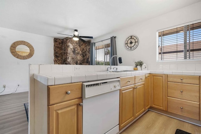 1025 4th Ave Unit 8, Chula Vista, CA 91911 - kitchen with dishwasher, light wood finished floors, a sink, tile counters, and a ceiling fan